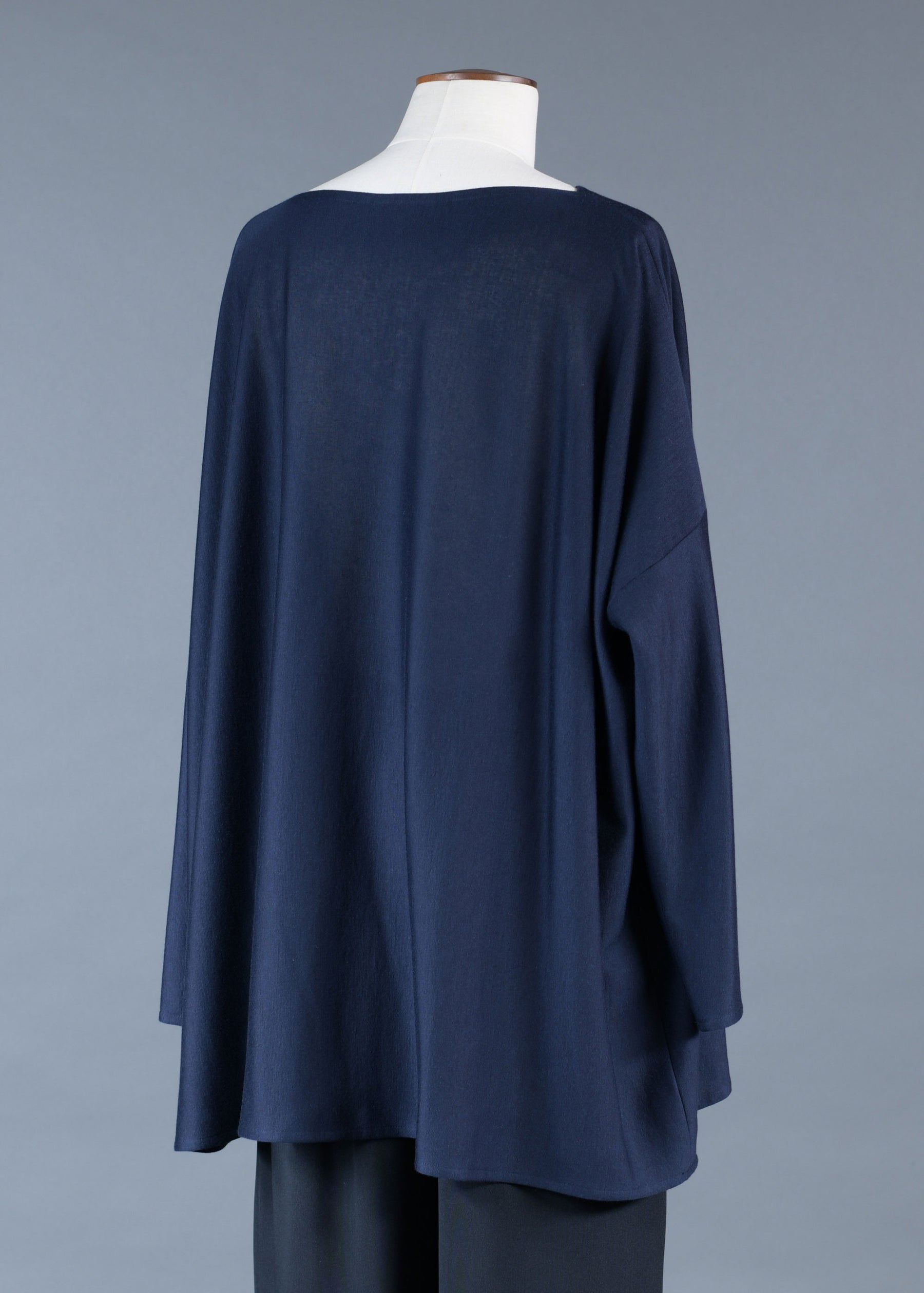 wide slim sleeve slash neck - long