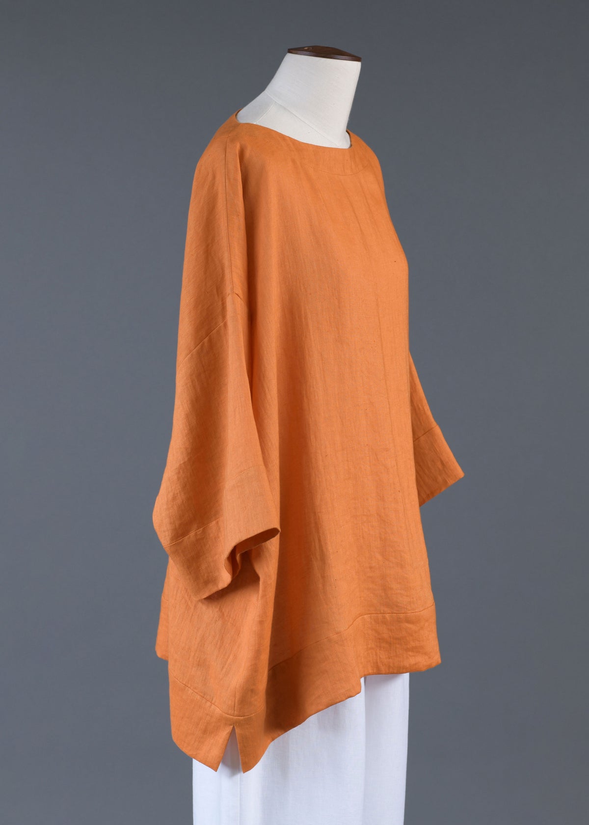 linen scoop neck 3/4 sleeve top with hem bands - long in amber orange