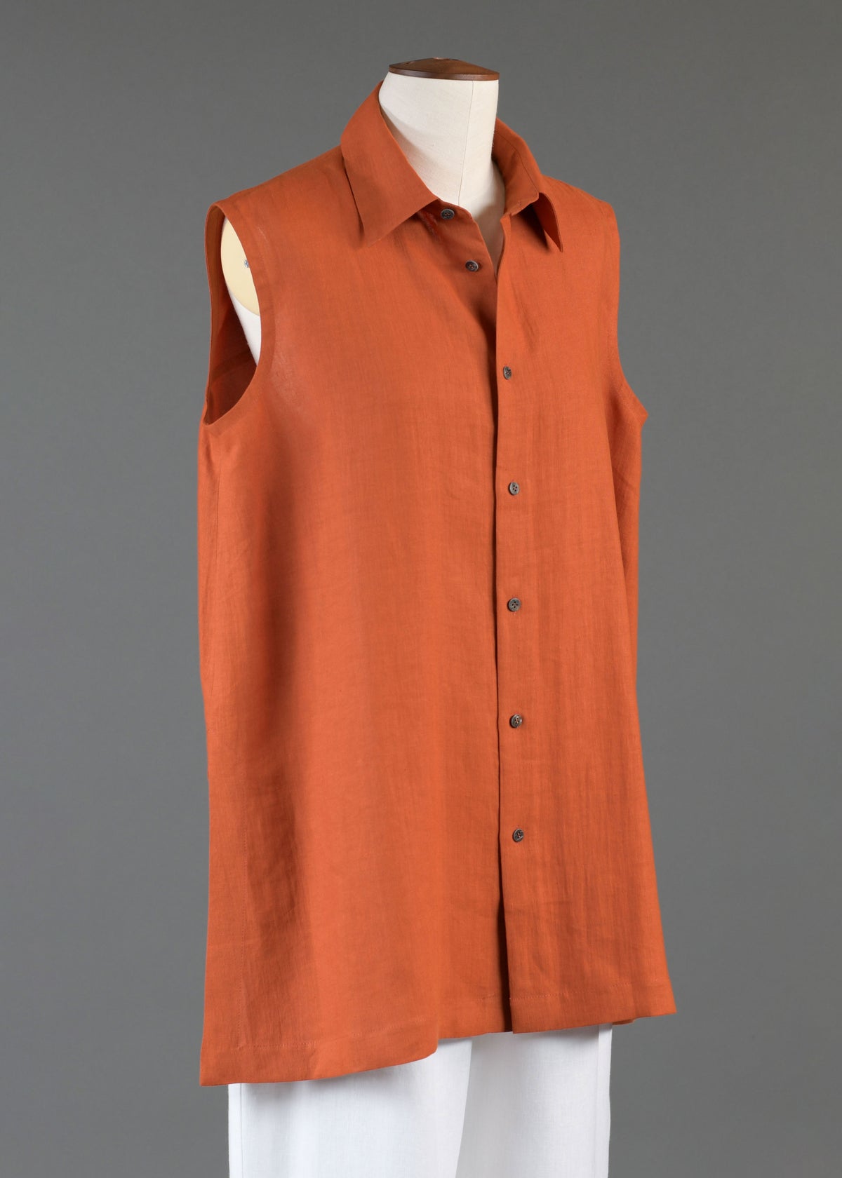 linen slim a-line sleeveless shirt with collar and side slit detail - long in burntorange