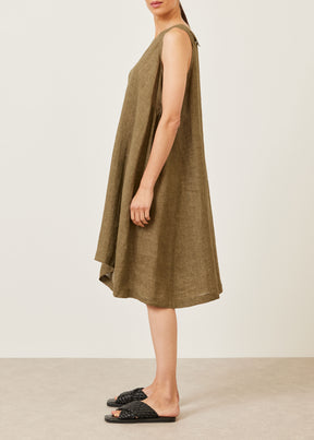 linen 3/4 length side pleated sleeveless dress