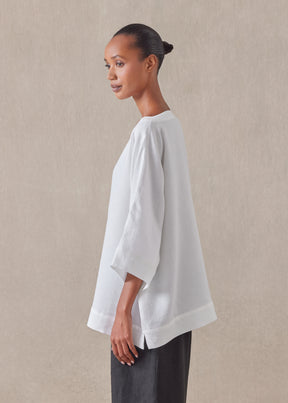 linen scoop neck 3/4 sleeve top with hembands - mid plus