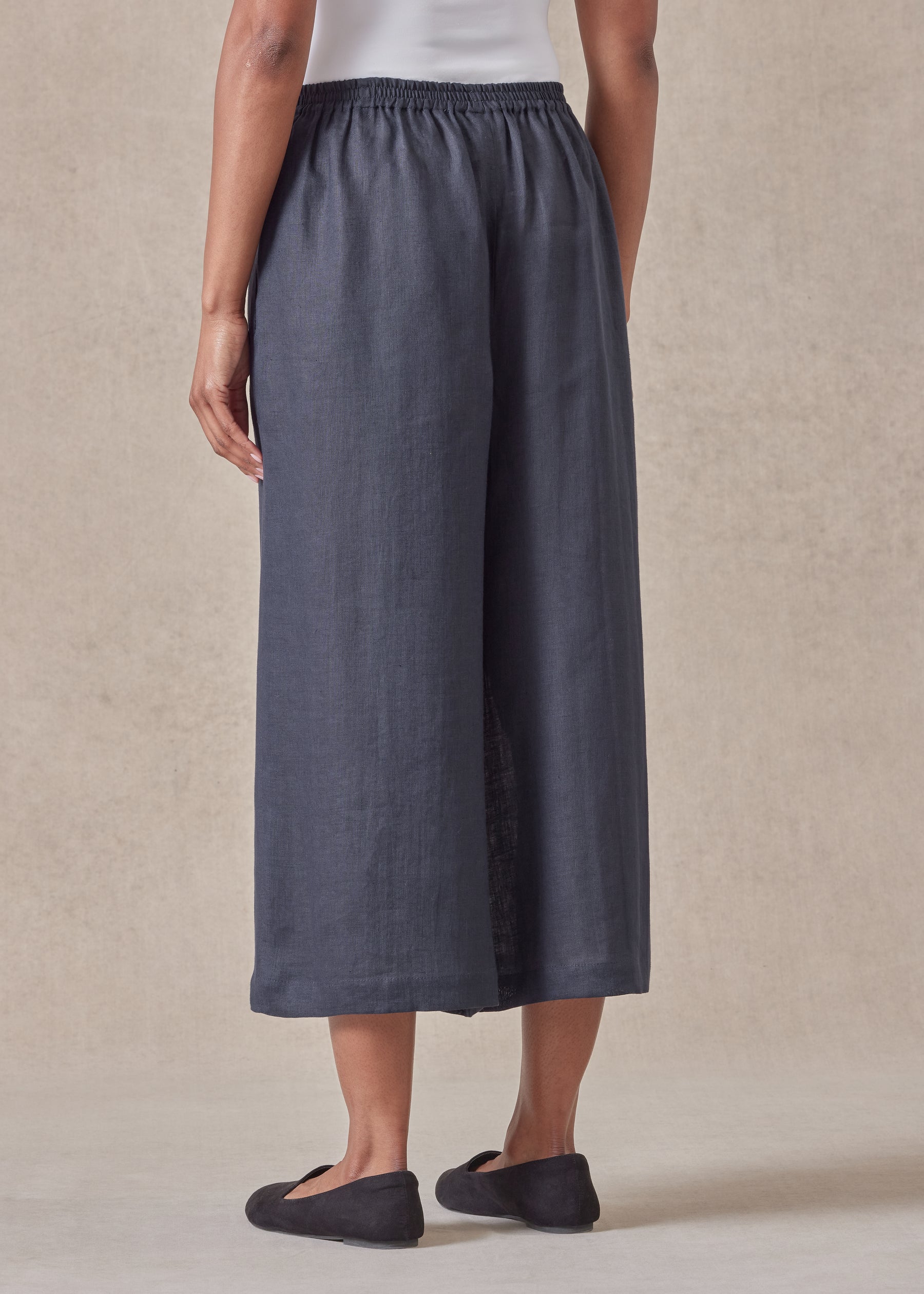 linen flared cropped trouser