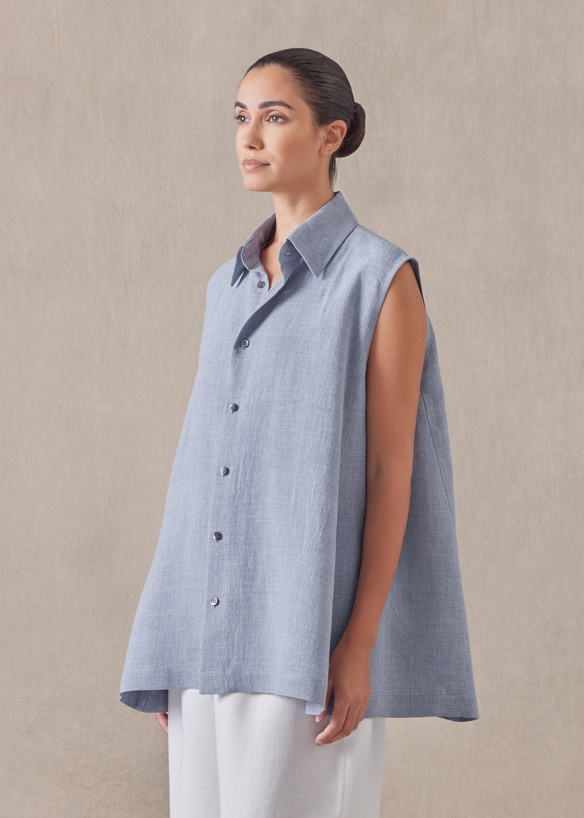 linen sleeveless caucasus shirt with collar - long