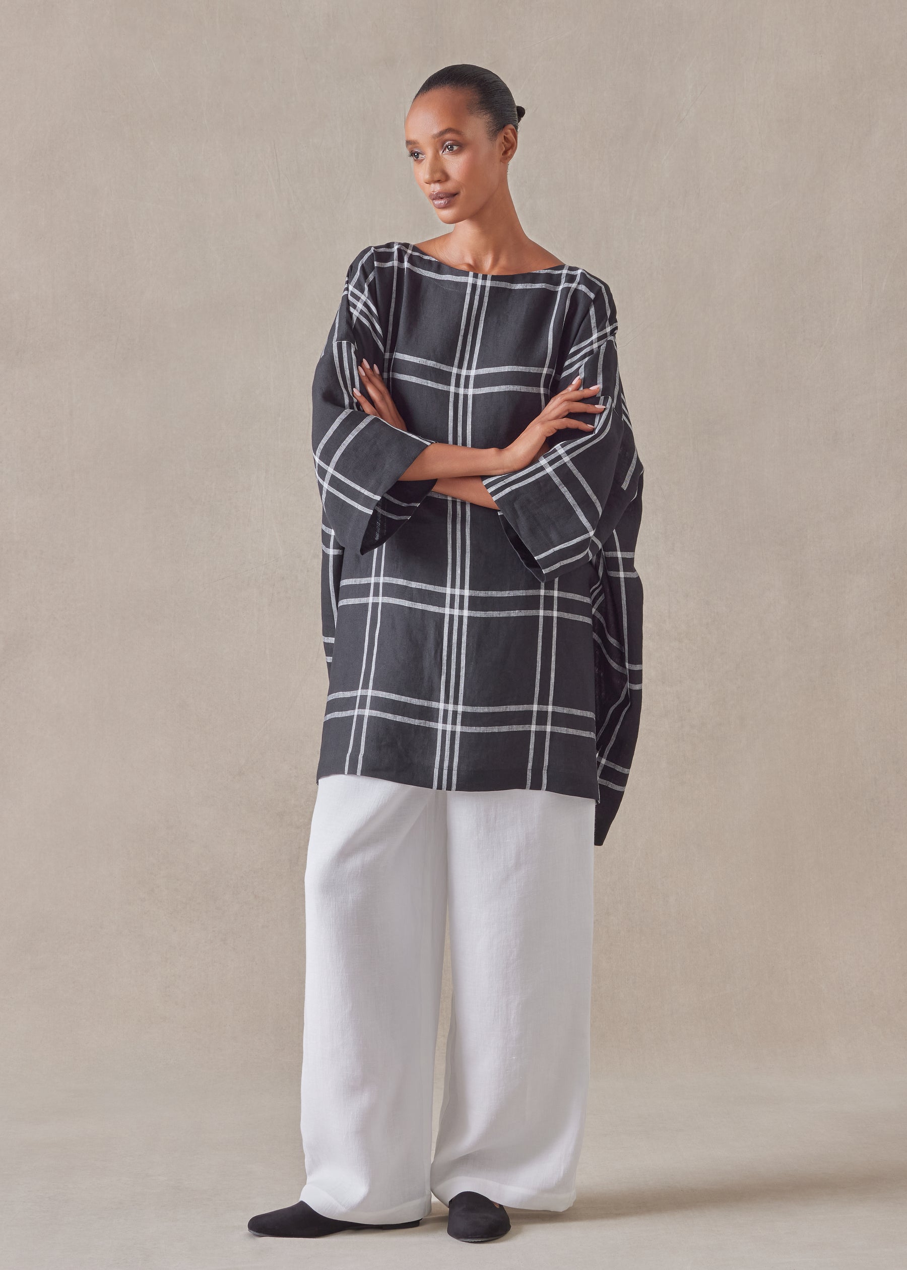 linen 3/4 sleeve scoop neck - long plus with slits