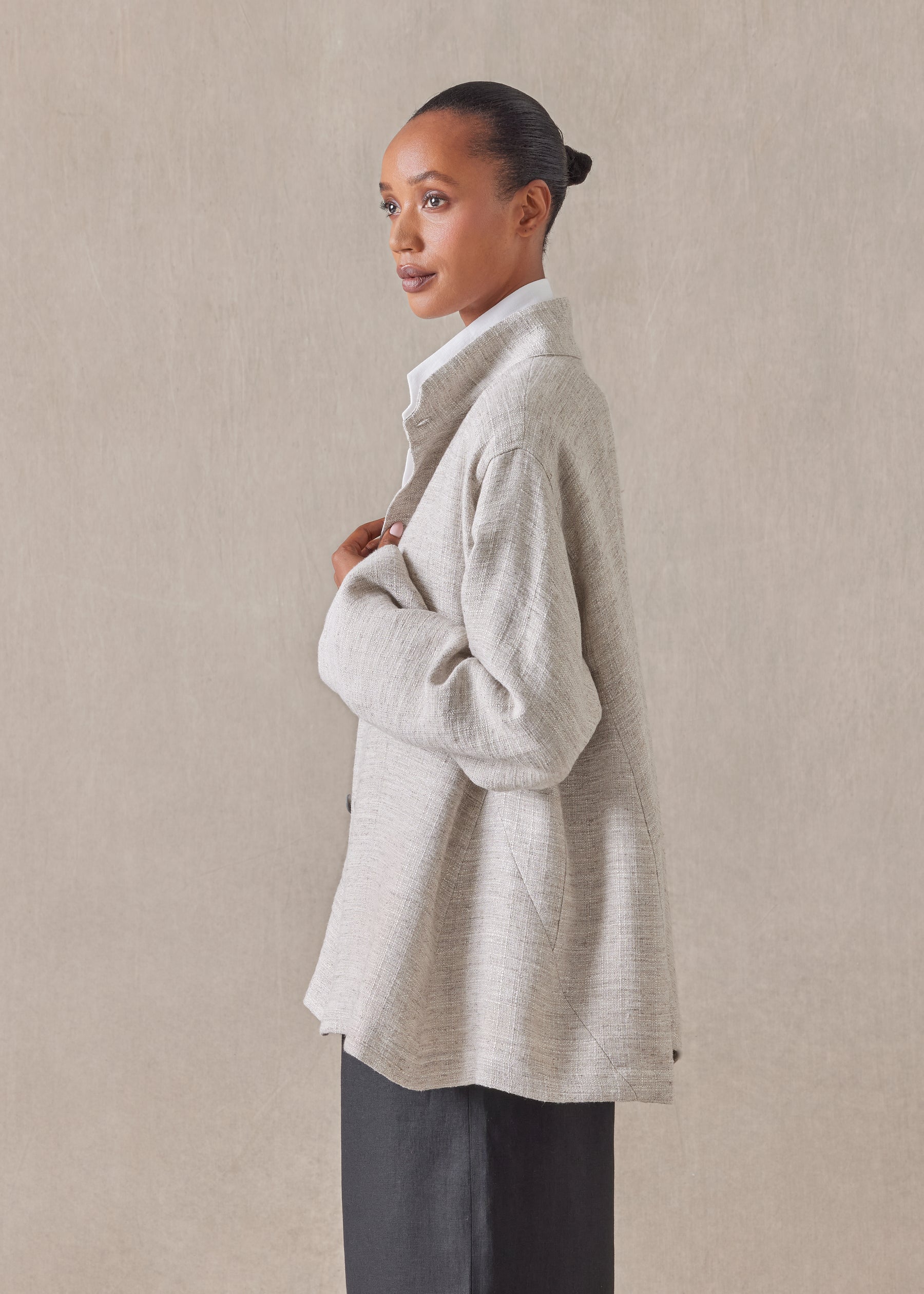 linen caucasus jacket with notch collar - mid plus