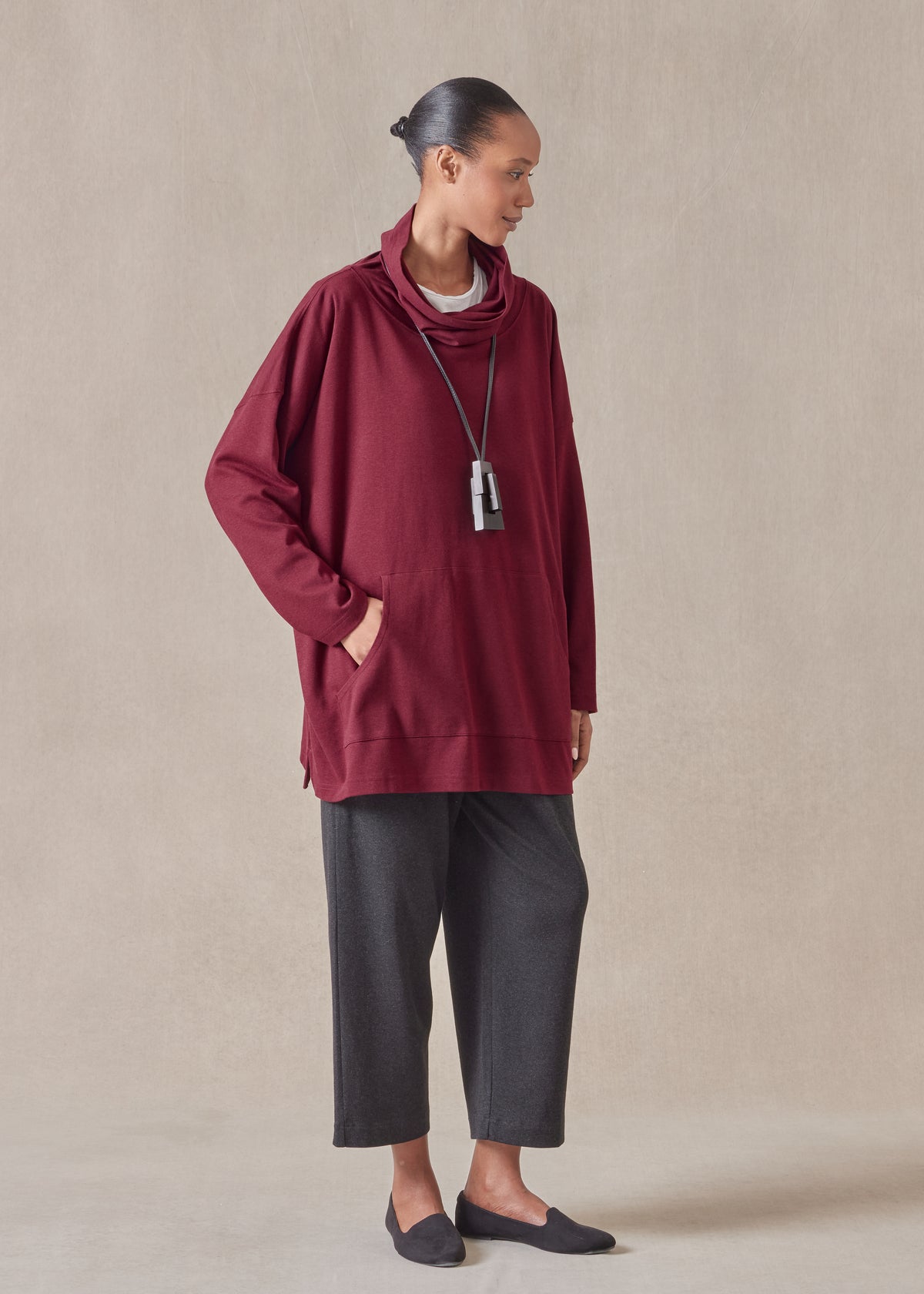 cotton jersey monks top with pouch pocket