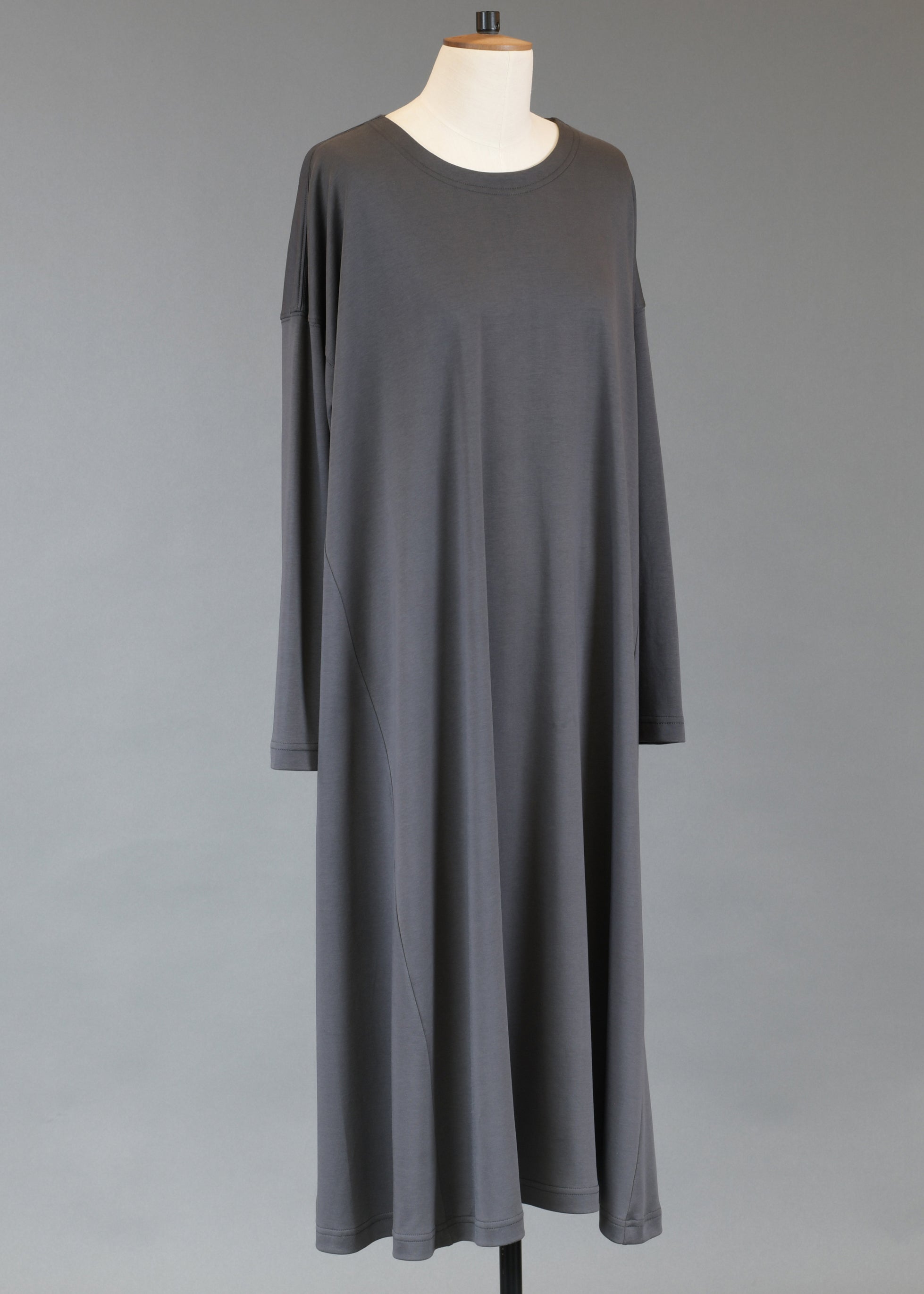 side panelled round neck dress