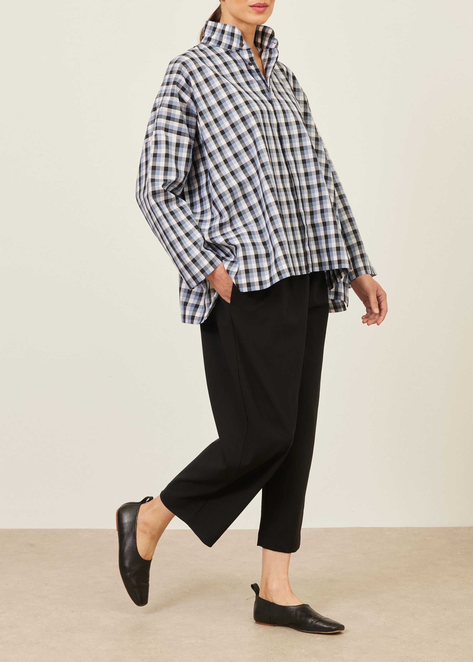 cotton wide longer back shirt with double stand collar - mid plus