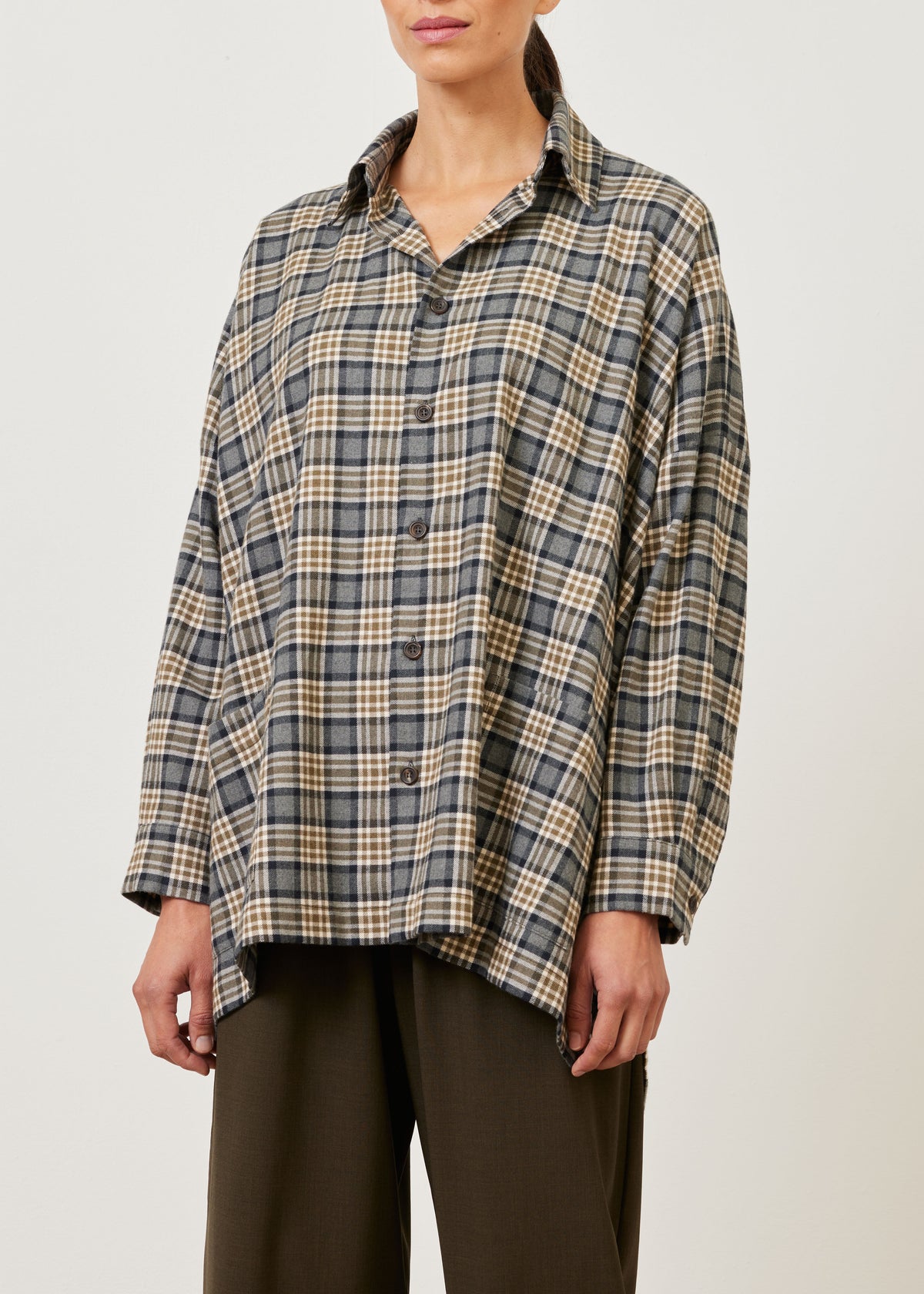 cotton wide longer back shirt jacket with collar - long