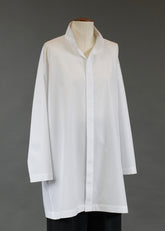 cotton angled-to-front side seam shirt with double stand collar-long plus