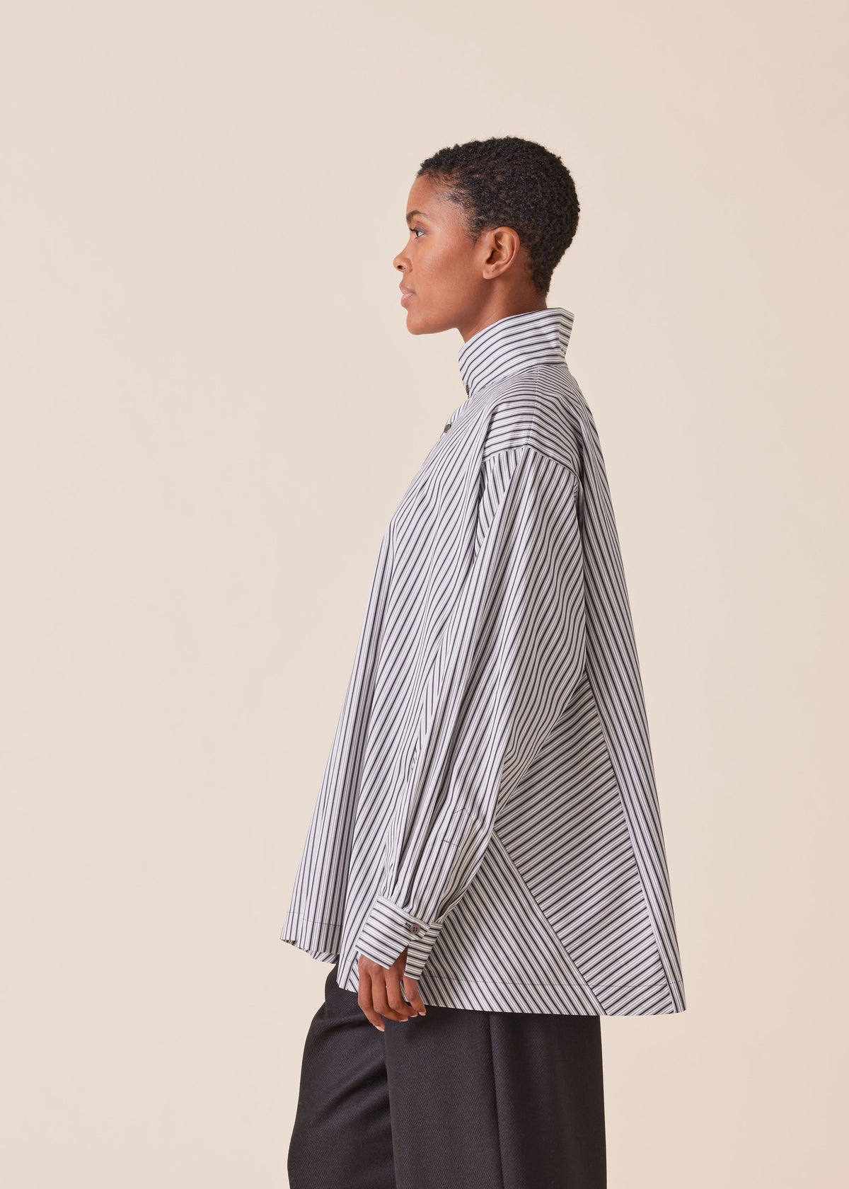 cotton caucasus shirt with notch collar - long
