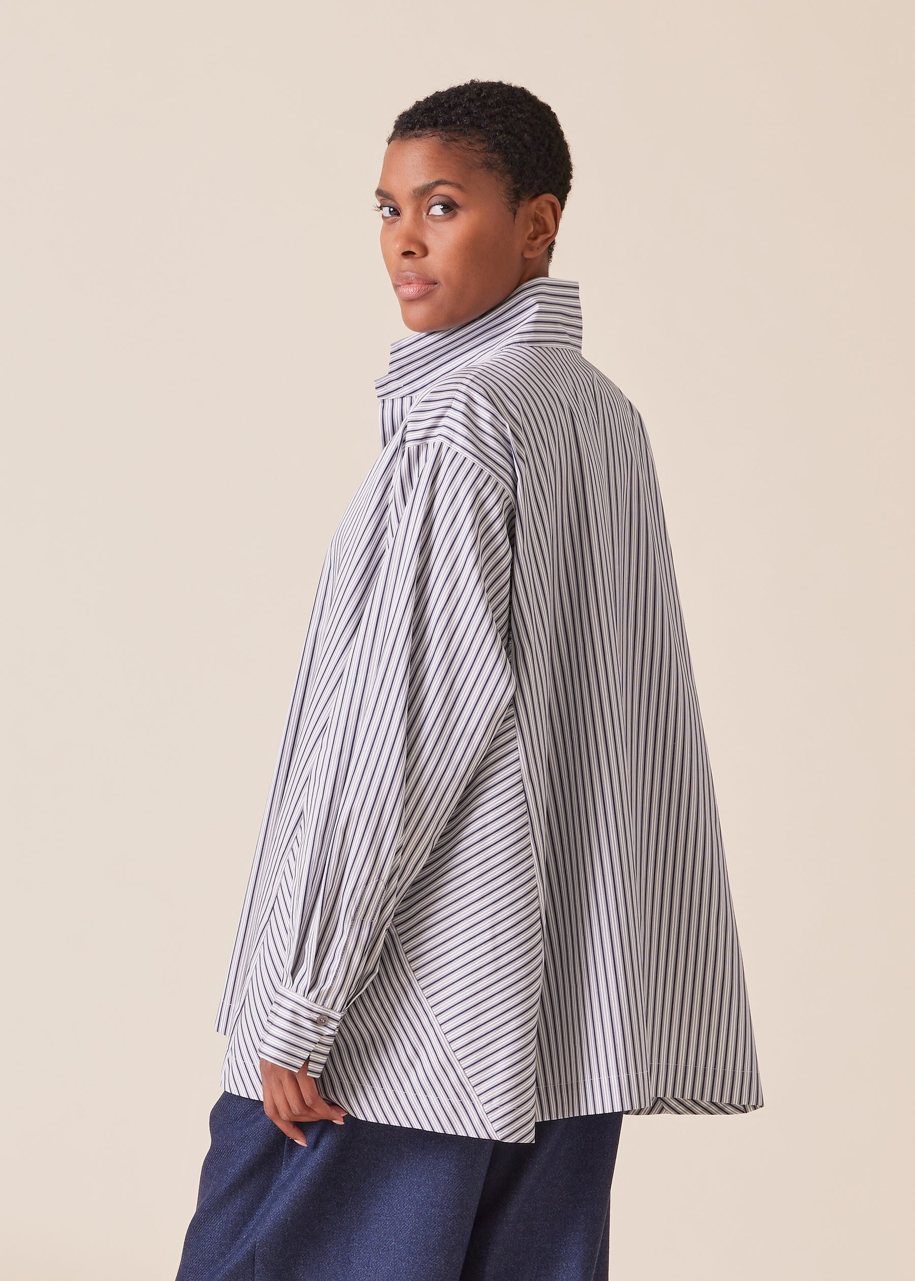 cotton caucasus shirt with notch collar - long