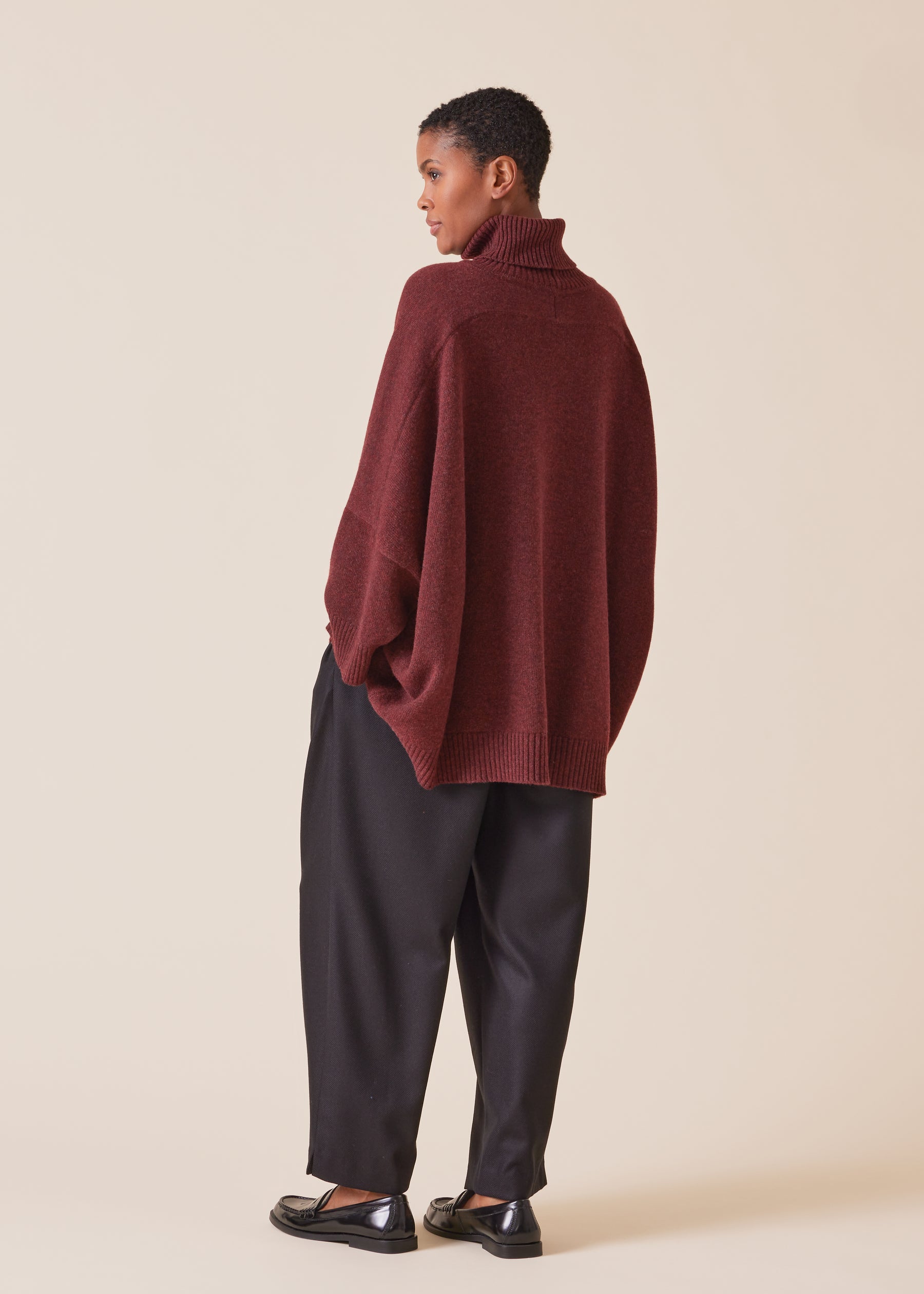 cashmere sloped shoulder roll neck sweater - long